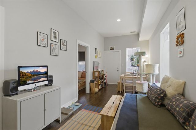 1854 W 18th Street 1R, Chicago, IL 60608