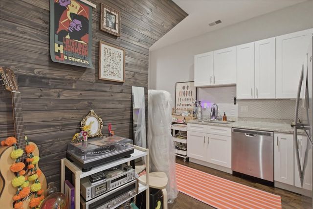 1854 W 18th Street 1R, Chicago, IL 60608