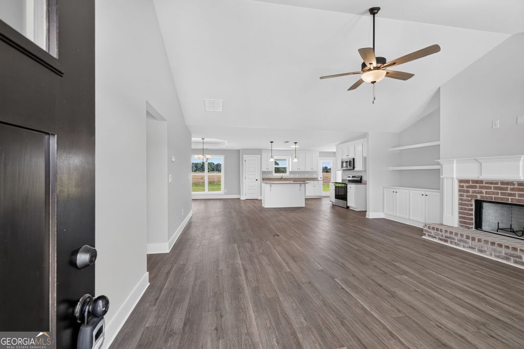 416 Seashell Court 16, Statham, GA 30666 — photo 4