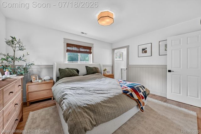 2935 Saint Jude Drive, Waterford Charter Township, MI 48329
