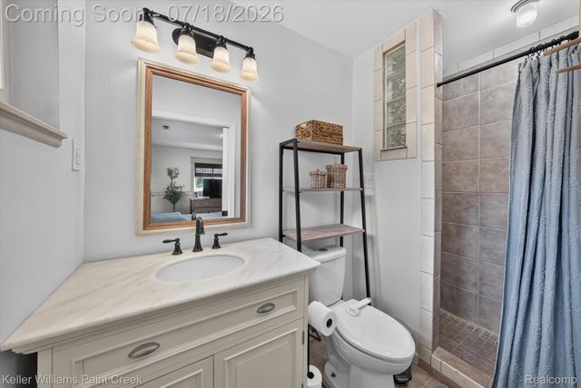 2935 Saint Jude Drive, Waterford Charter Township, MI 48329