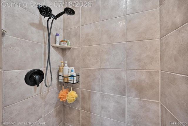 2935 Saint Jude Drive, Waterford Charter Township, MI 48329