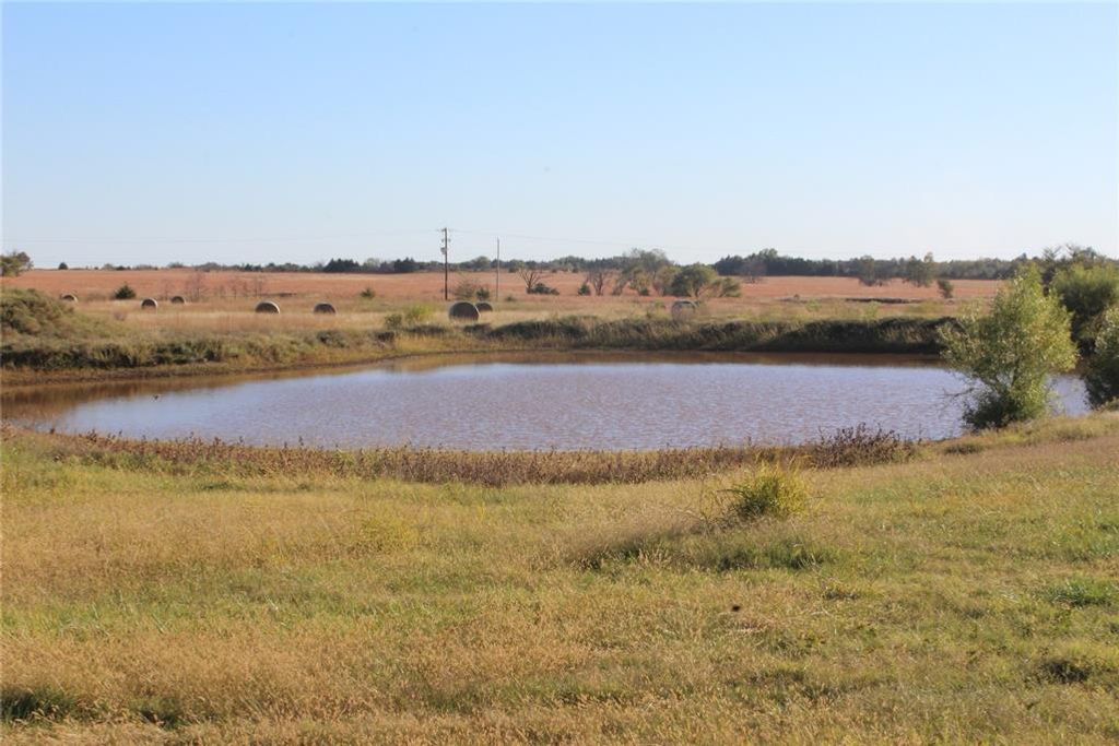 Image 1 of property listing at 760688 S 3470 Road, Cushing, OK 74023