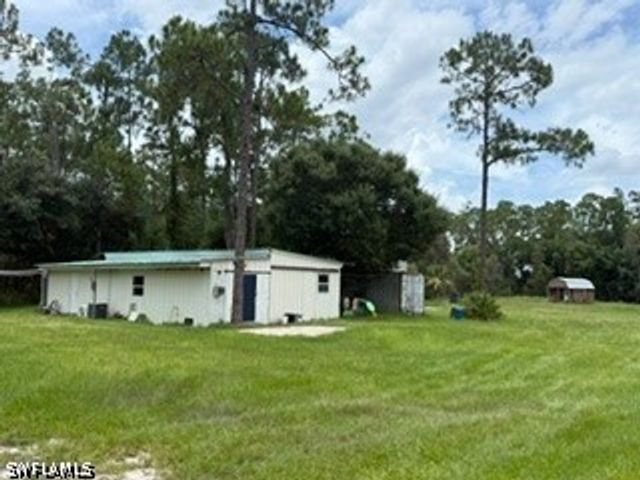 985 Honeybee DR, Naples, FL 34120