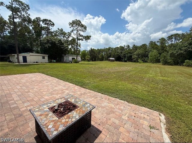 985 Honeybee DR, Naples, FL 34120