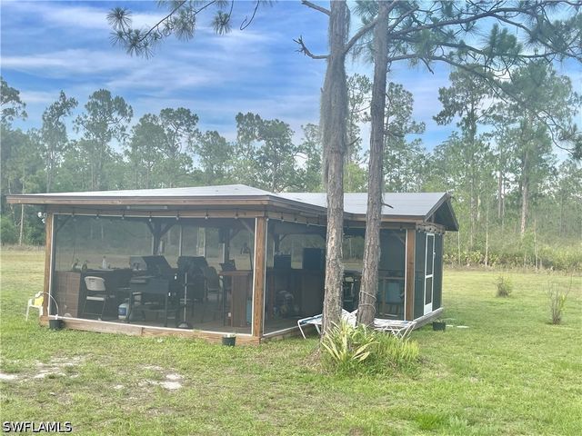 985 Honeybee DR, Naples, FL 34120