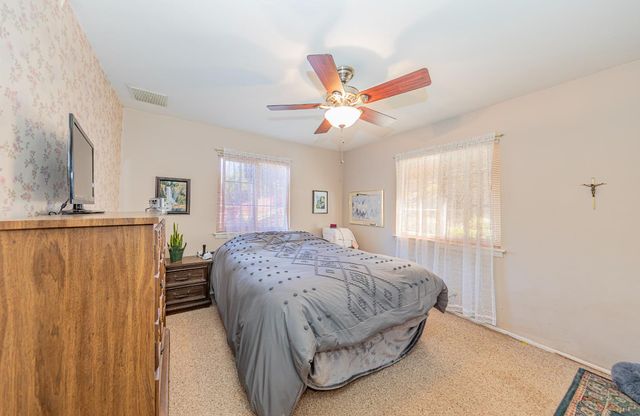 42585 Buckeye Road, Oakhurst, CA 93644