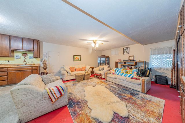 42585 Buckeye Road, Oakhurst, CA 93644