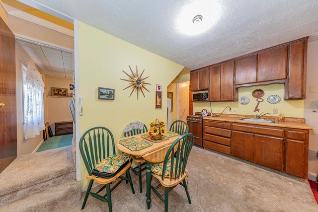 42585 Buckeye Road, Oakhurst, CA 93644