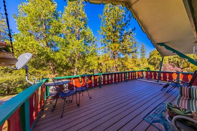 42585 Buckeye Road, Oakhurst, CA 93644