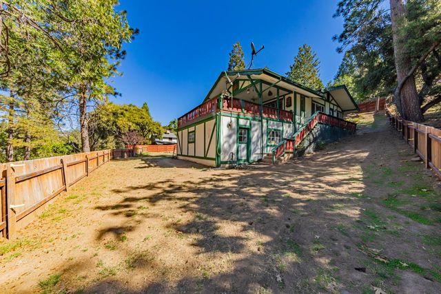 42585 Buckeye Road, Oakhurst, CA 93644