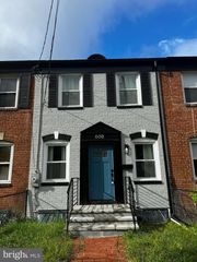 6018 EASTERN AVE NE, Washington, DC 20011