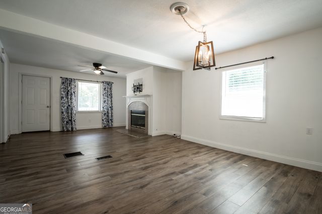 64 Madison, Commerce, GA 30529
