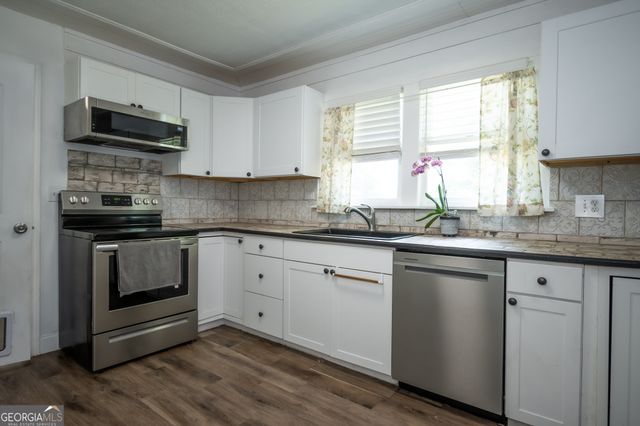 64 Madison, Commerce, GA 30529