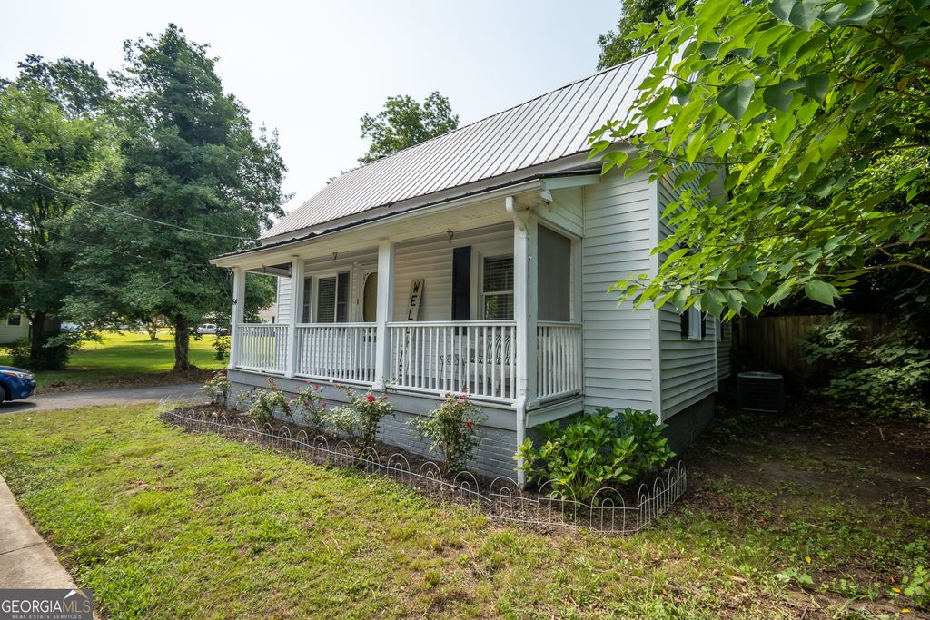 64 Madison, Commerce, GA 30529