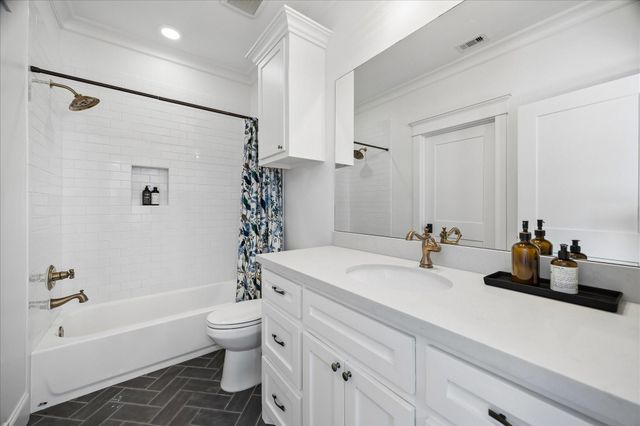 711 Tulane Street, Houston, TX 77007