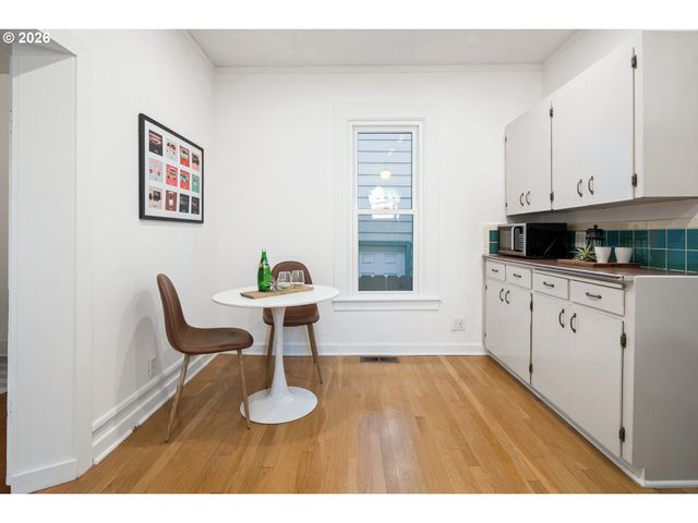 610 Ne 79TH Ave, Portland, OR 97213