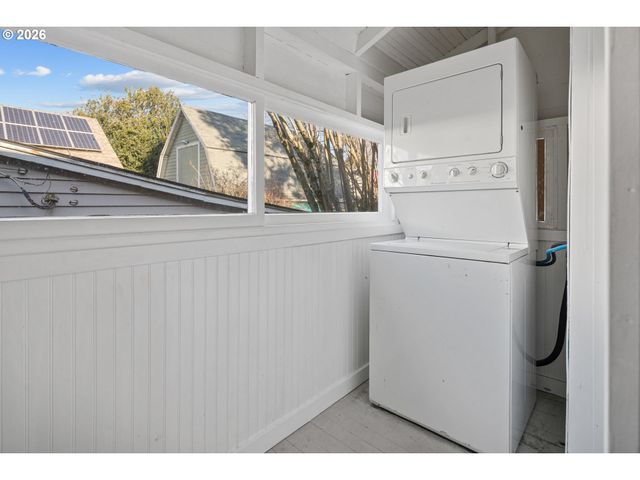 610 Ne 79TH Ave, Portland, OR 97213