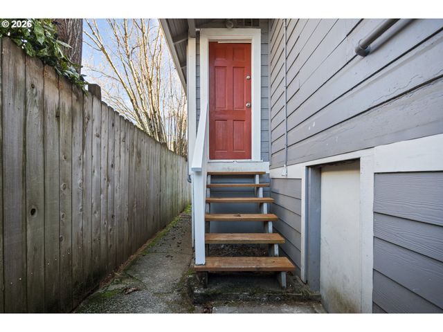 610 Ne 79TH Ave, Portland, OR 97213