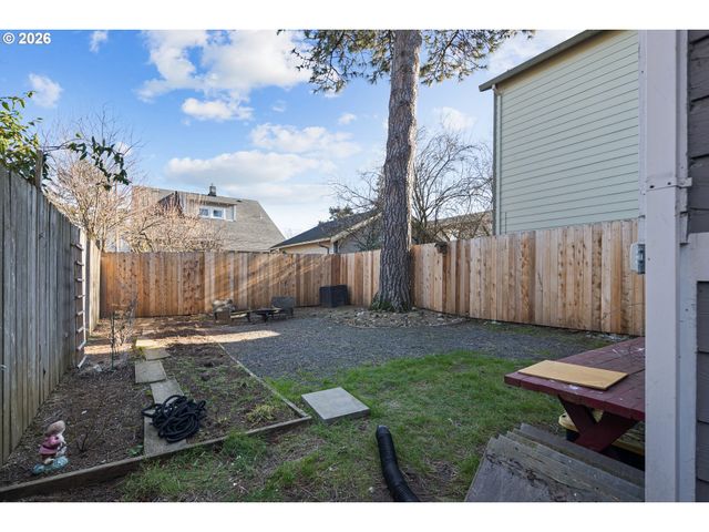 610 Ne 79TH Ave, Portland, OR 97213