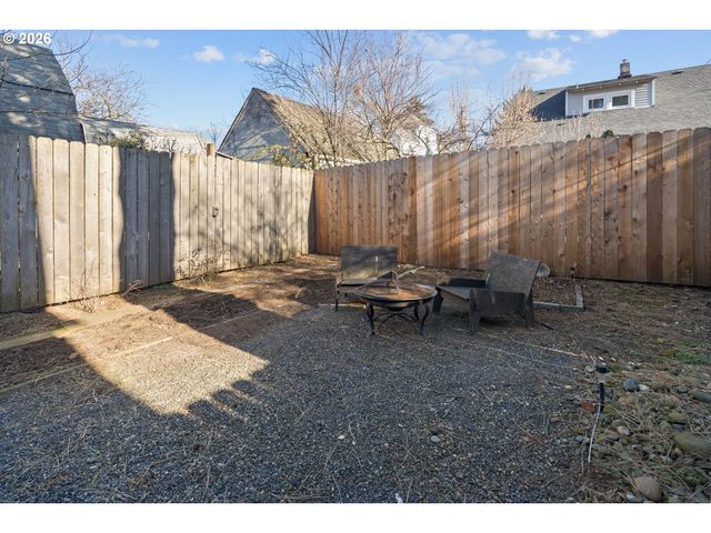 610 Ne 79TH Ave, Portland, OR 97213