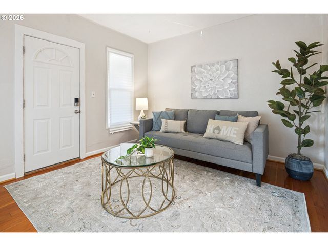 610 Ne 79TH Ave, Portland, OR 97213