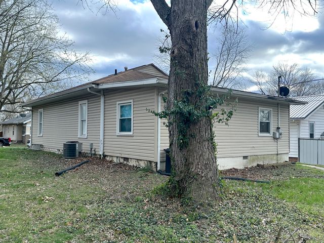 1308 Maple Street, Murphysboro, IL 62966