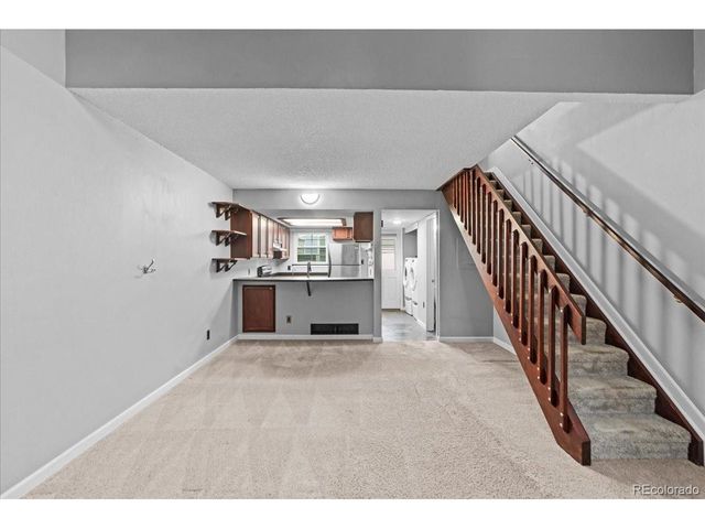 1919 S Balsam St, Lakewood, CO 80227