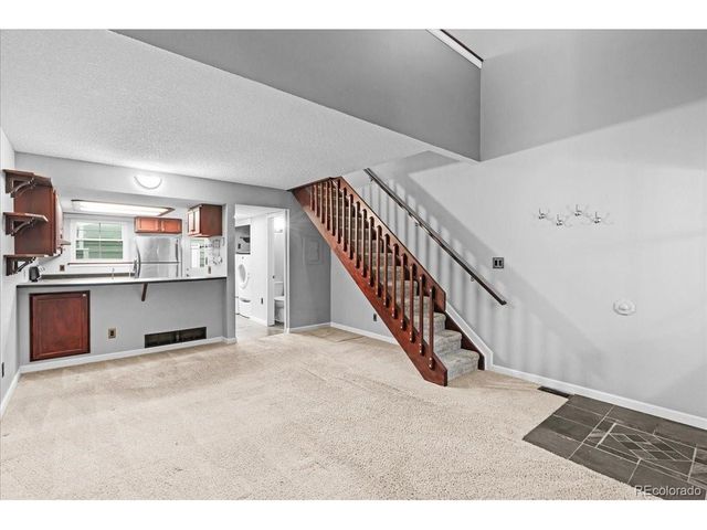 1919 S Balsam St, Lakewood, CO 80227