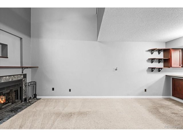 1919 S Balsam St, Lakewood, CO 80227
