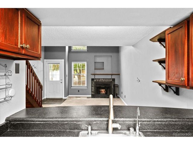 1919 S Balsam St, Lakewood, CO 80227
