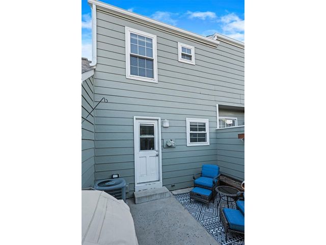 1919 S Balsam St, Lakewood, CO 80227