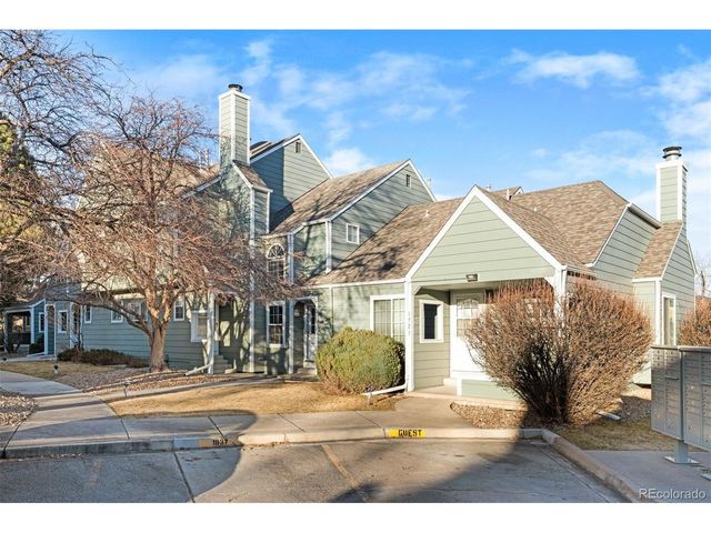 1919 S Balsam St, Lakewood, CO 80227