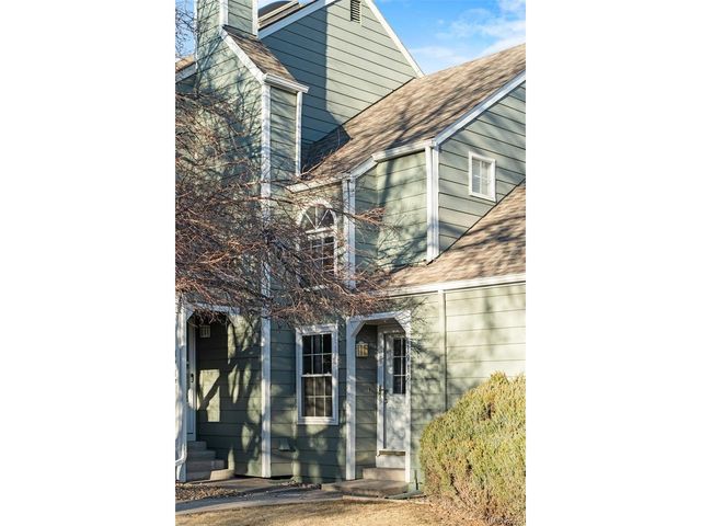 1919 S Balsam St, Lakewood, CO 80227