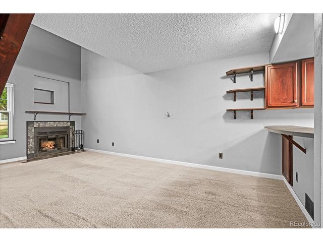 1919 S Balsam St, Lakewood, CO 80227
