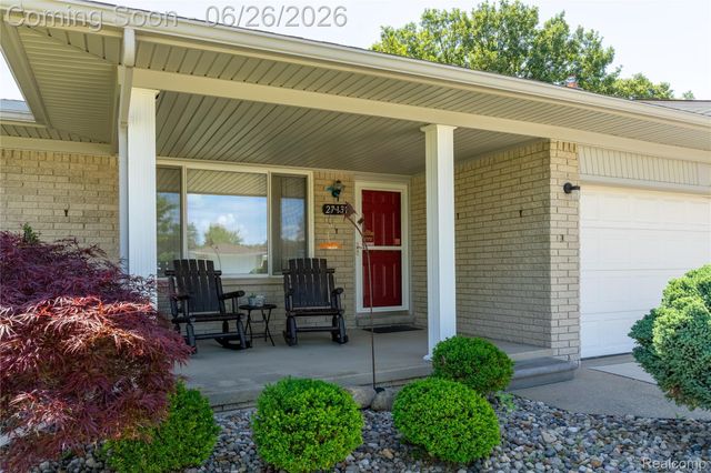 27131 Evelyn Avenue, Brownstown Charter Township, MI 48183