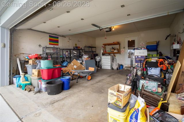 27131 Evelyn Avenue, Brownstown Charter Township, MI 48183