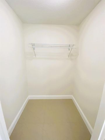 815 W Boynton Beach Boulevard 7-102, Boynton Beach, FL 33426