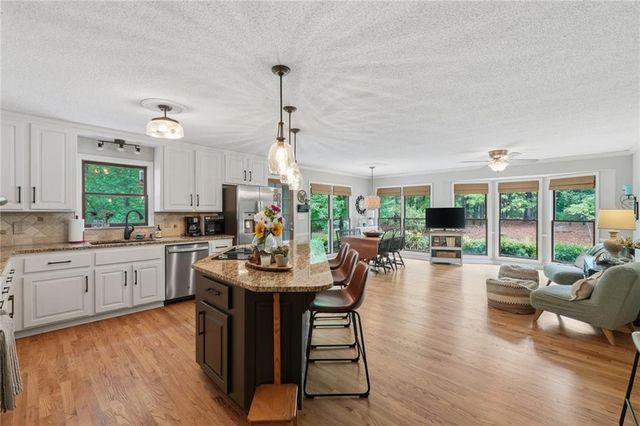 659 Hidden Branches Trail, Canton, GA 30115
