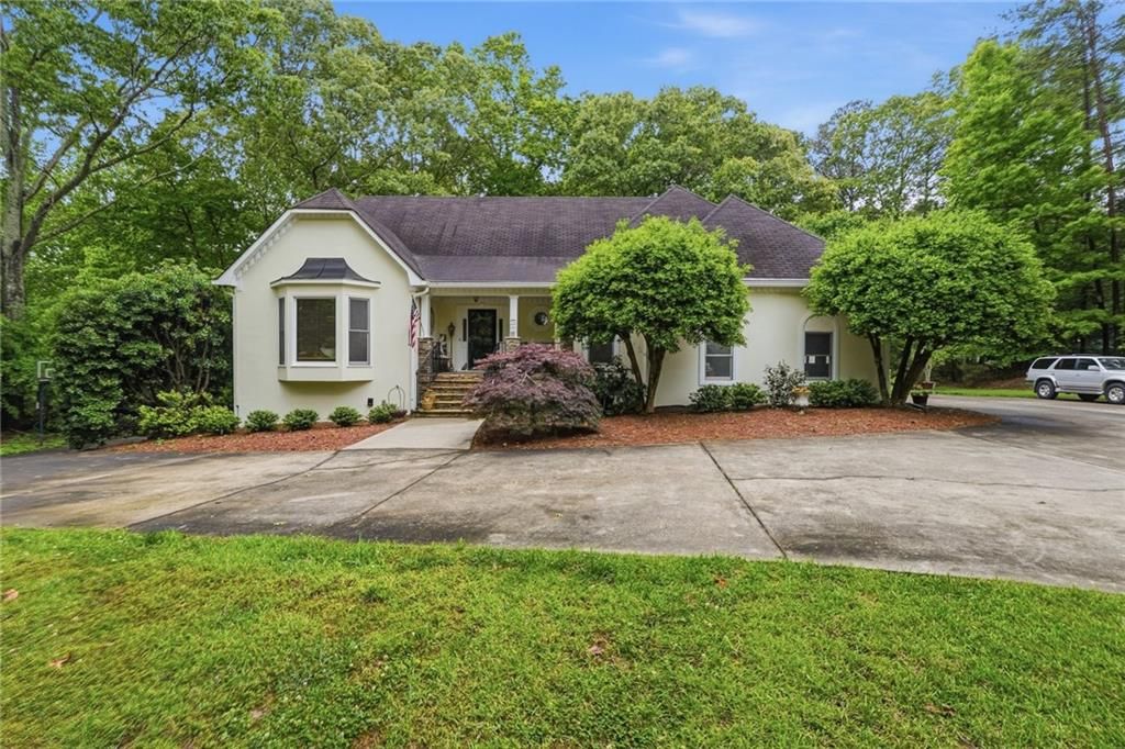659 Hidden Branches Trail, Canton, GA 30115