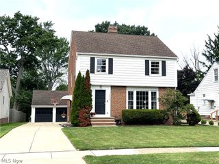1436 Belrose Road, Mayfield Heights, OH 44124