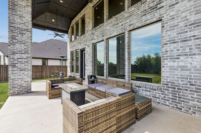 6903 Shoreline View Drive, Katy, TX 77493