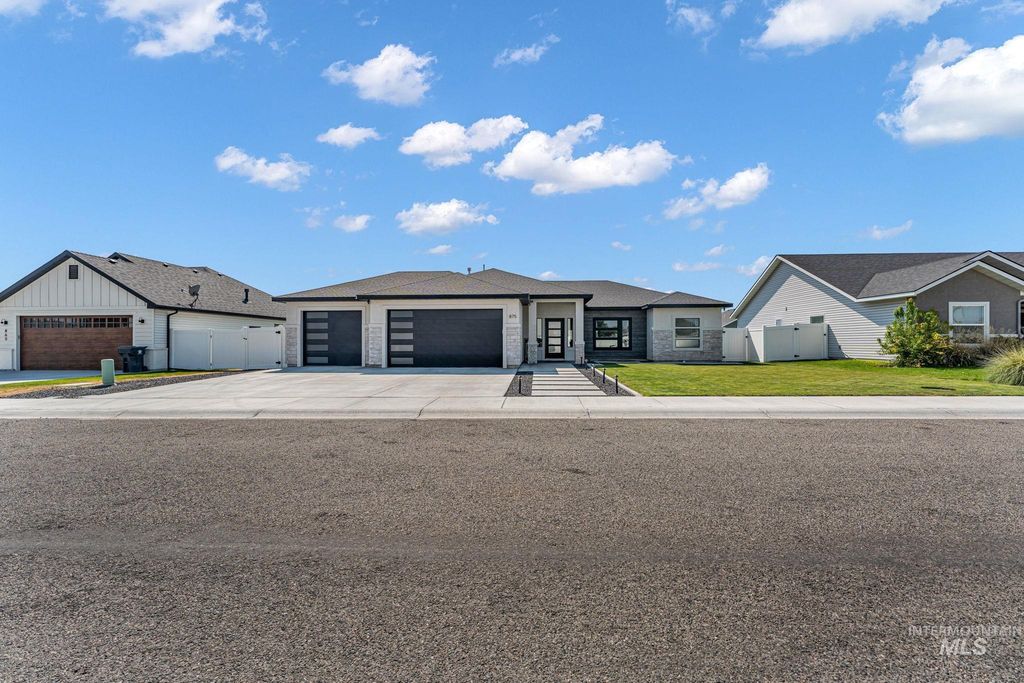 875 Emerald Drive North, Kimberly, ID 83341 photo 3