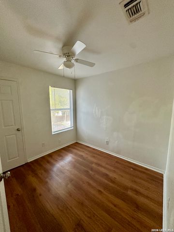 414 Cupples Rd, San Antonio, TX 78237