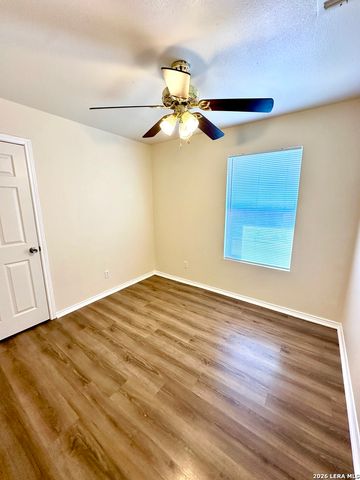 414 Cupples Rd, San Antonio, TX 78237