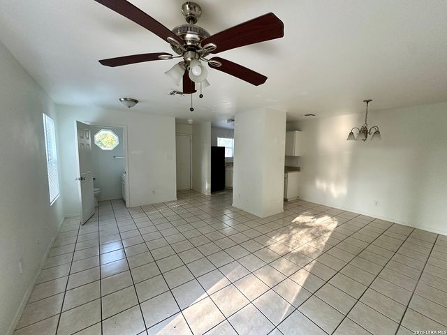 414 Cupples Rd, San Antonio, TX 78237