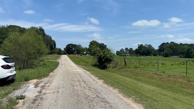 35206 Cattle Creek Road, Pine Island, TX 77445