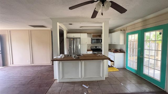 35206 Cattle Creek Road, Pine Island, TX 77445