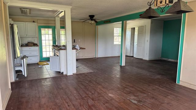 35206 Cattle Creek Road, Pine Island, TX 77445