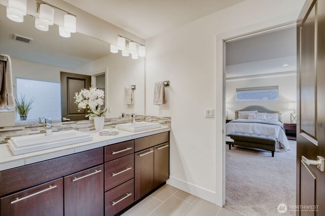 1900 240th Place SW, Bothell, WA 98021